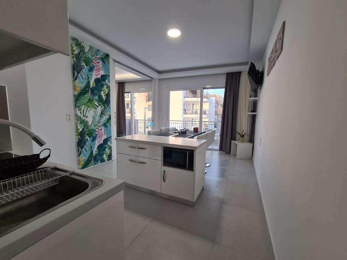 Apartment In A Great Location! Welcome To Crete! *