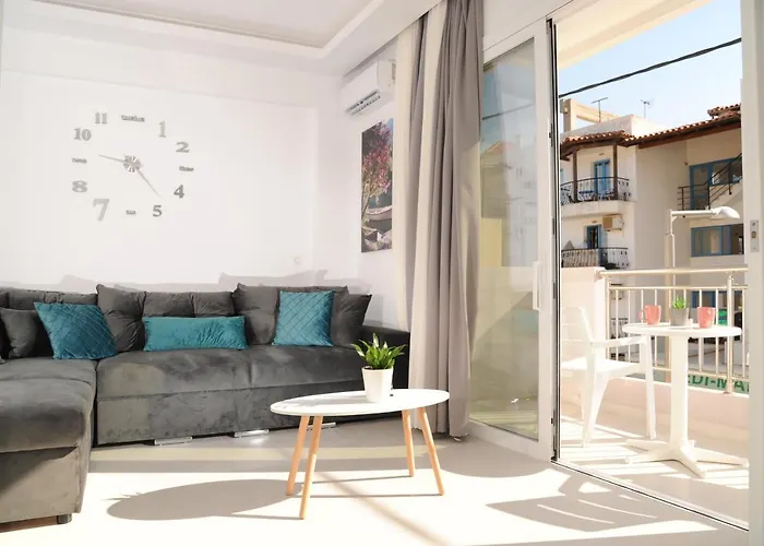 Holiday Home In A Great Location! Welcome To Crete!